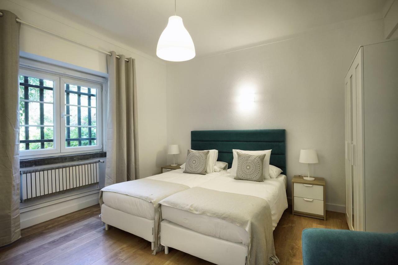 Bed and Breakfast Comfy Сінтра Екстер'єр фото