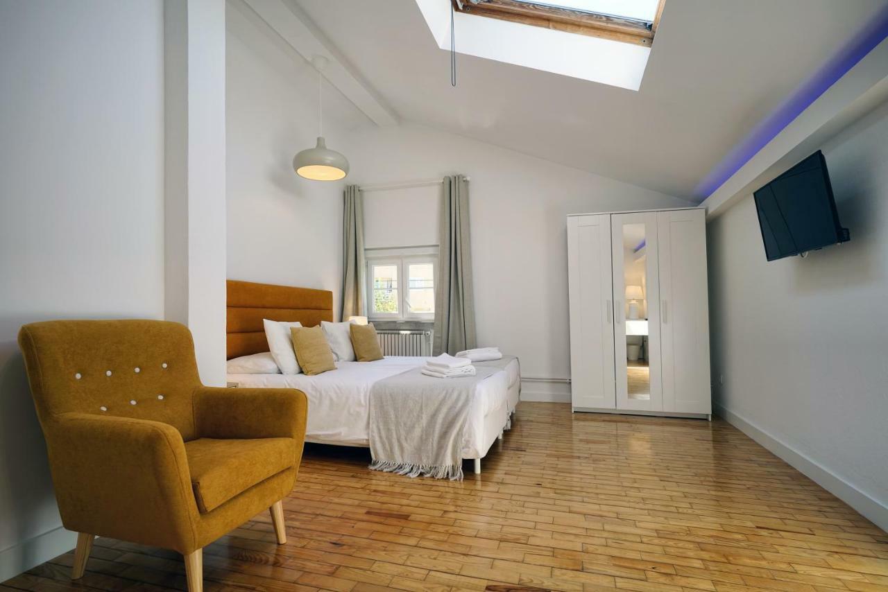 Bed and Breakfast Comfy Сінтра Екстер'єр фото